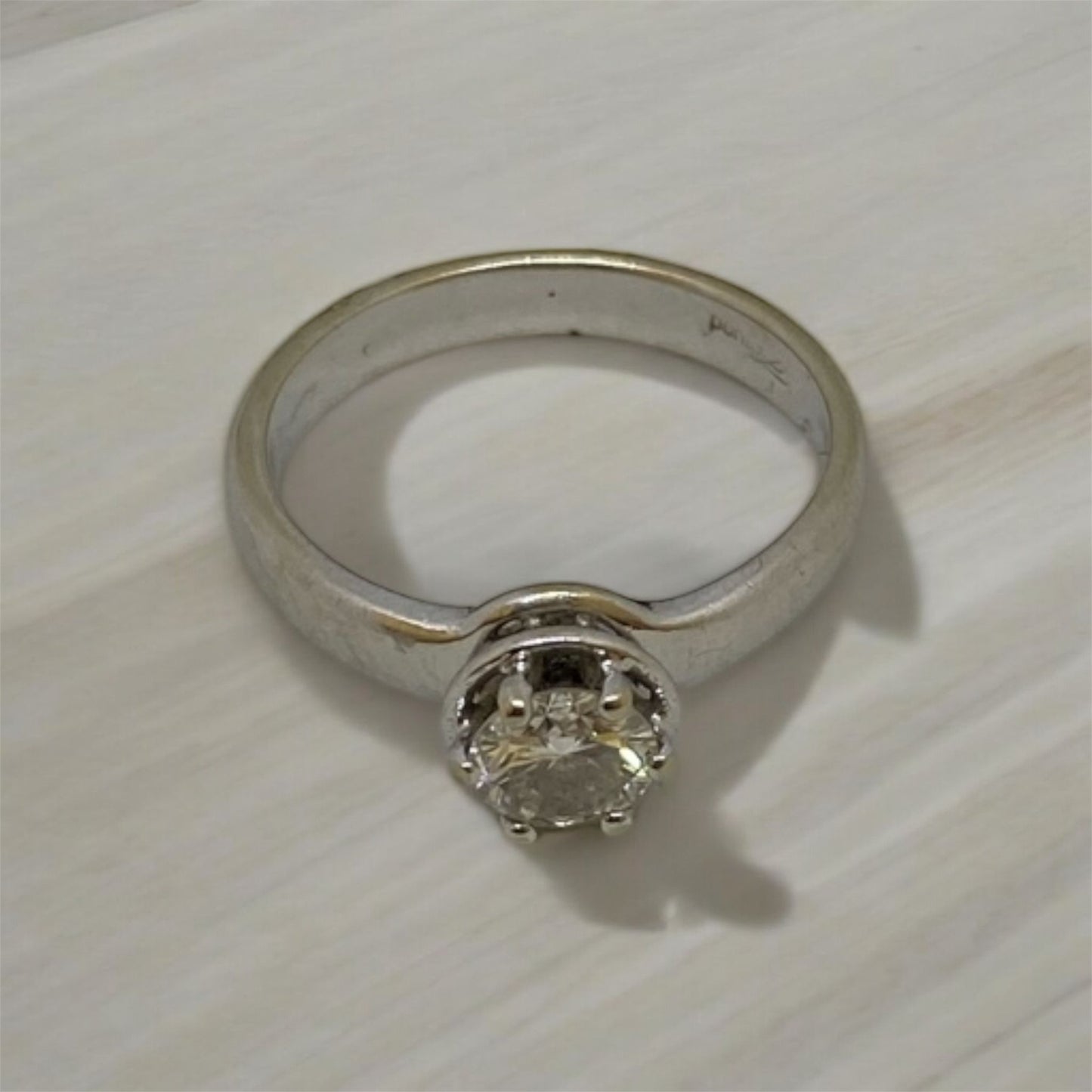 Anello solitario diamante